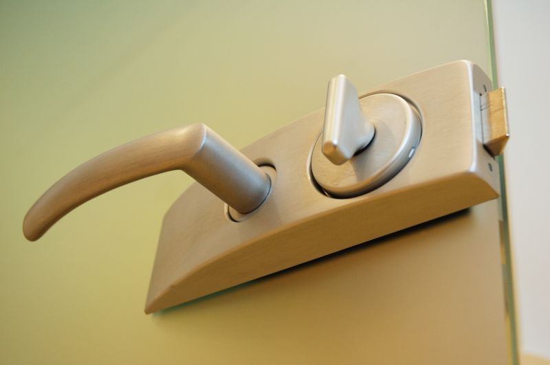 Ensure smooth opening and closing